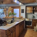 게스트하우스 Boina House 반스코