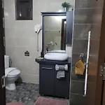 Boina House 게스트하우스 3*