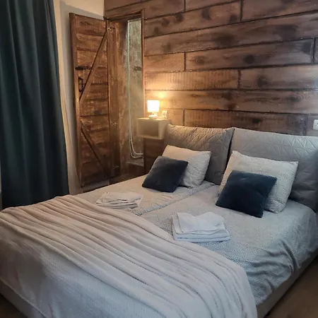 Boina House 3* 반스코