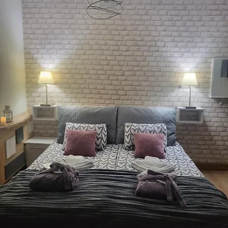 Boina House בנסקו