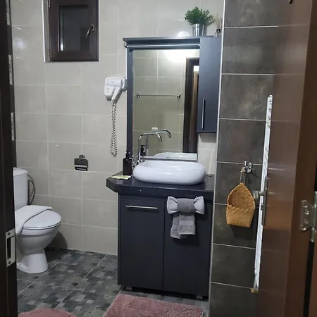Boina House בית הארחה 3*