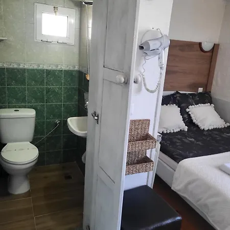 Boina House 3* בנסקו