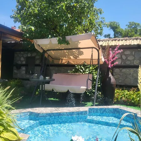 בית הארחה Boina House 3*